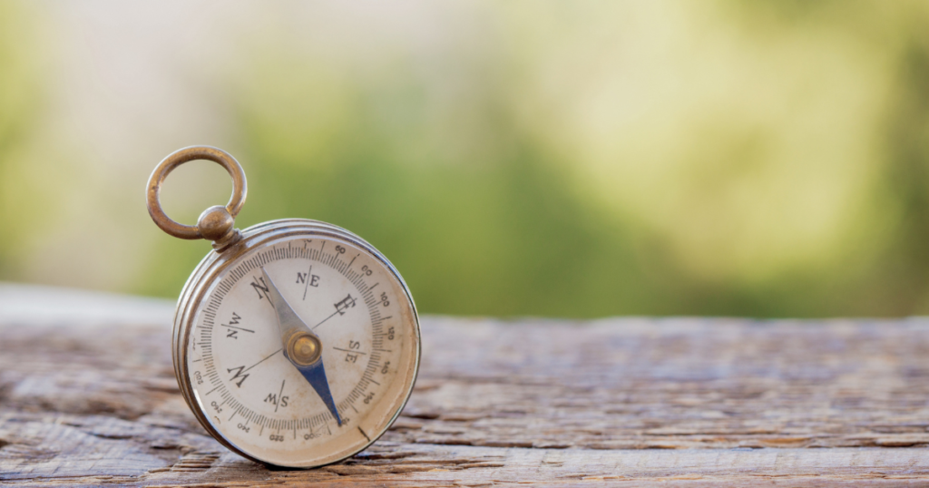 家族が困る5つの場面の対応方法の見出し画像。羅針盤の絵