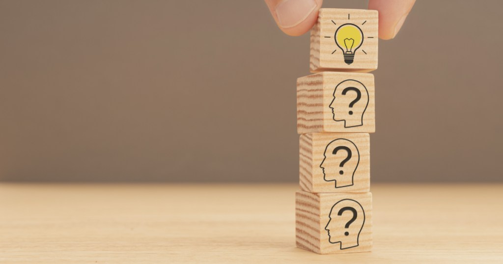 認知症の家族に関するよくある質問の見出し下の画像 ひらめきの電球